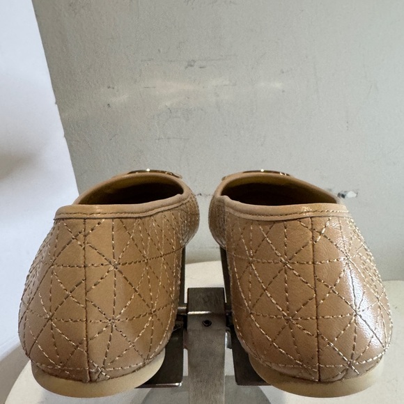 Tory Burch Claire Quilted Ballet Flats in New Porcelain size 9 brand new - Picture 4 of 9